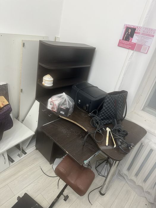 Стол маникюр,педикюр,мойка
