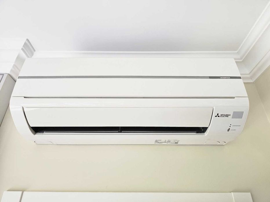 Продавам климатик Mitsubishi Electric MSZ-WN25VA (инвертор)