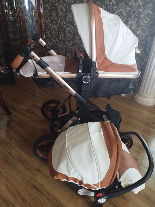 Продам коляску-трансформер с автолюлькой Belecoo