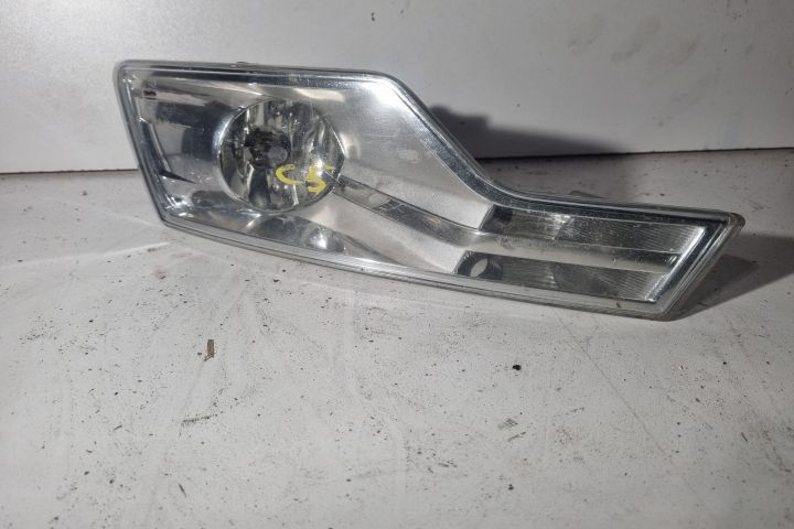 Proiector dreapta Citroen C5 a 2-a generatie