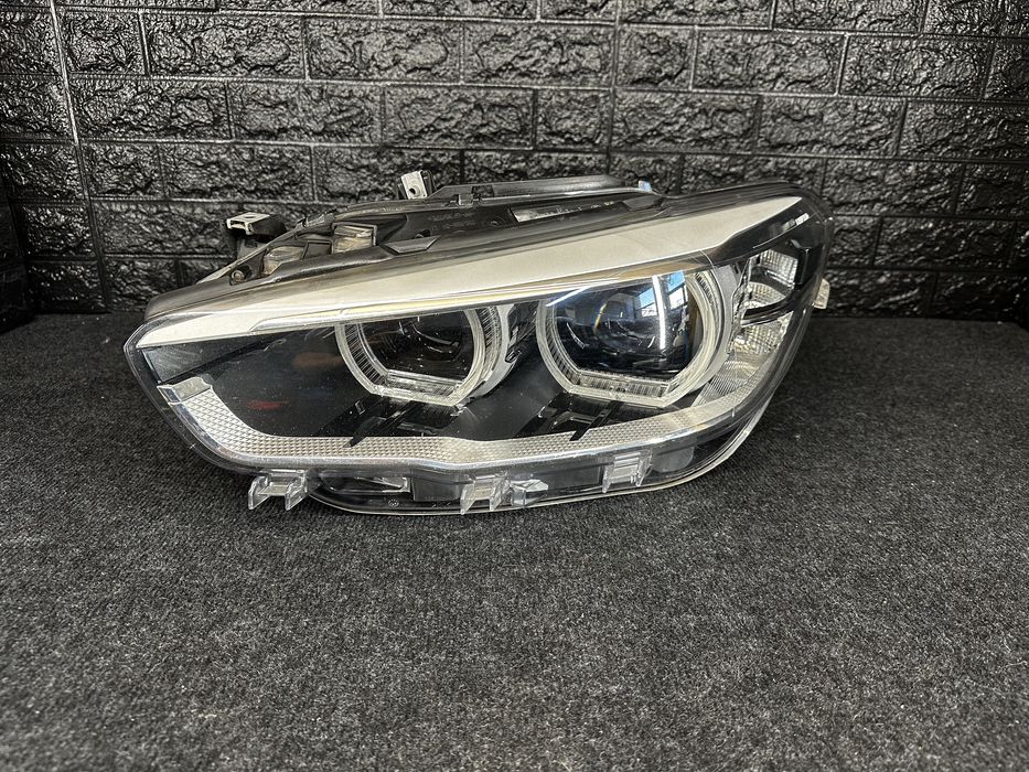 Far stanga seria 1 F20 Lci led