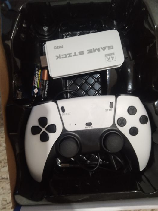 Игровая консоль приставка