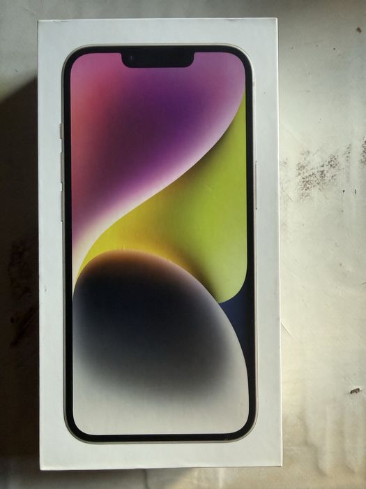 Телефон Iphone 14 white