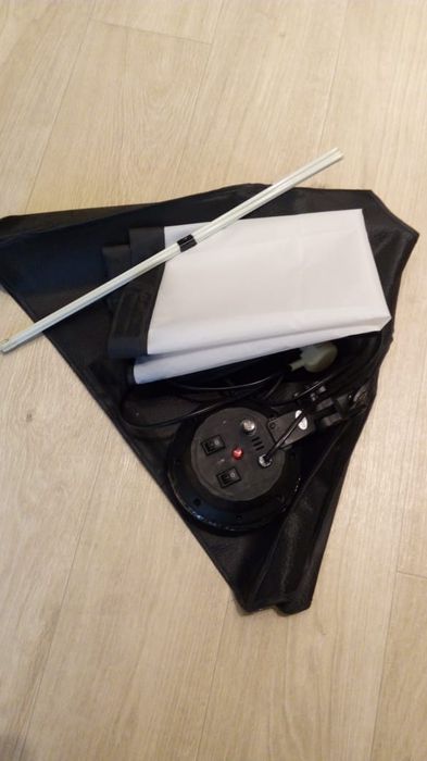 Продам студийную вспышку Godox. Софтбокс.