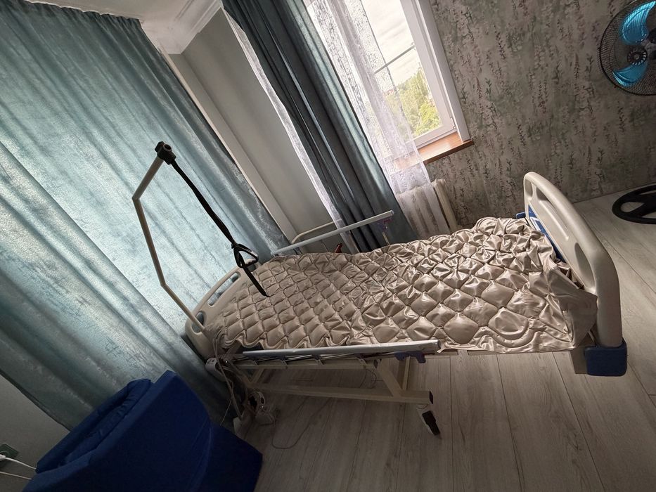 Продам кровать инвалидную.