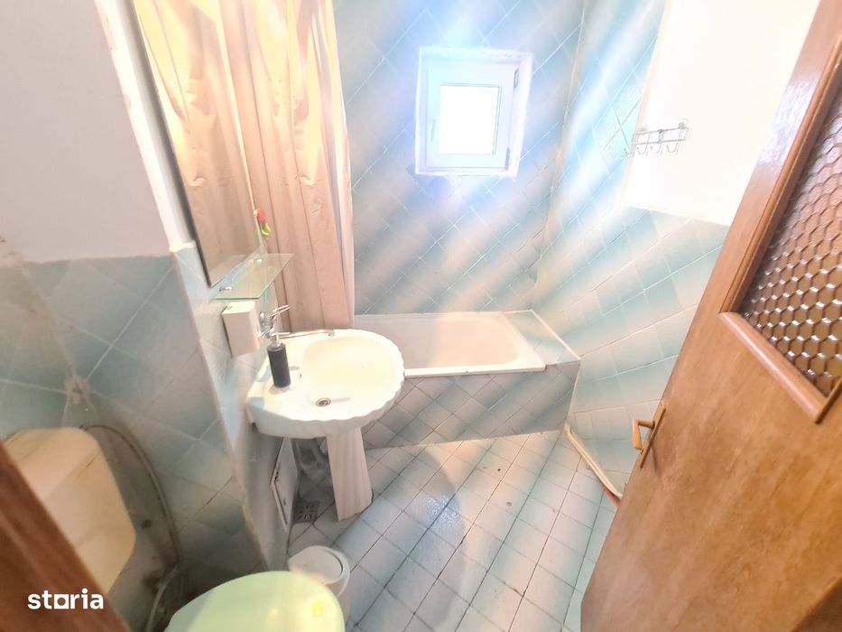 Apartament 3 camere decomandat, Gara Bacau