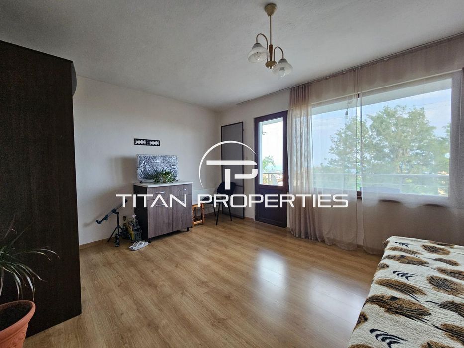 Продава се Къща в Варна, Виница - 350 кв.м за 1000 €/кв.м - Снимка #4