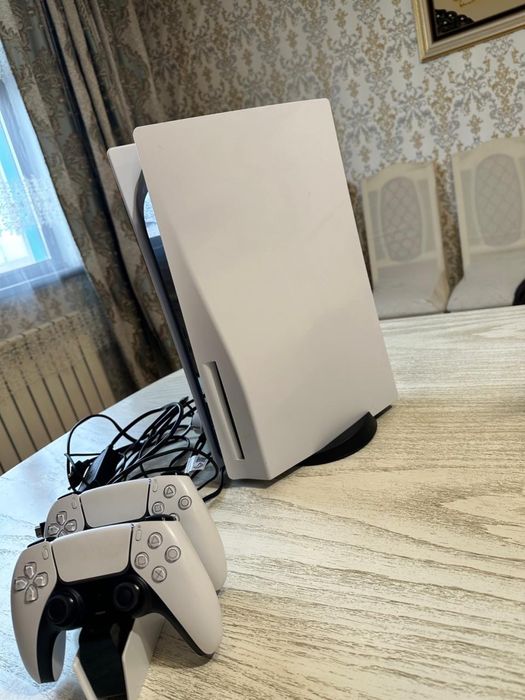Ps5 продом два джостика 5 игры