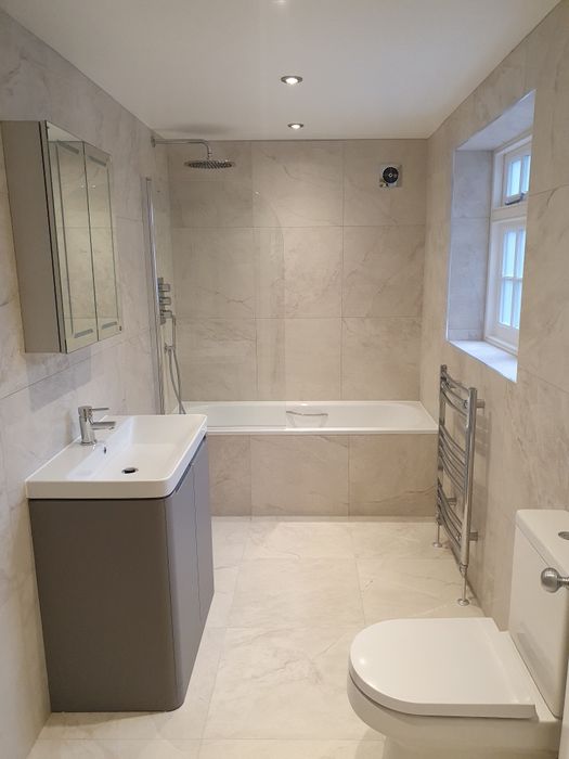 Amenajari interioare, Gresie,Faianță