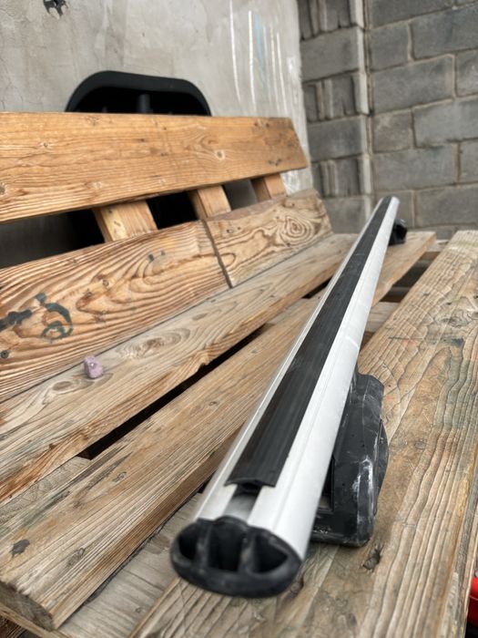 Продам поперечный рейлинг Lux