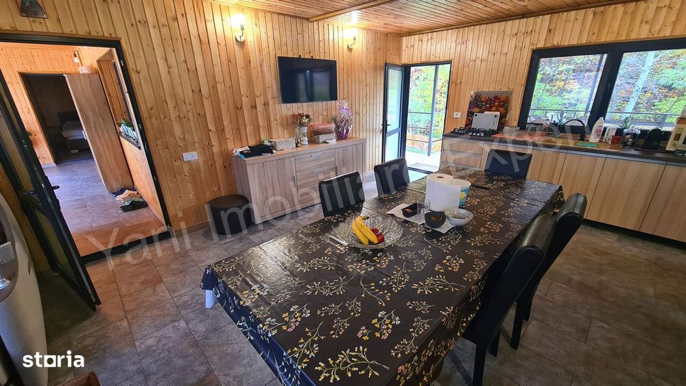 Casă de vânzare în Curtea de Argeș, strada Anghelești.