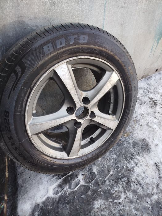 Продам комплект дисков r15