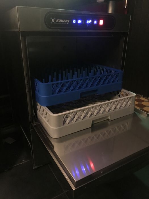 Посудомоечная машина с фронтальной загрузкой Krupps Cube C537T