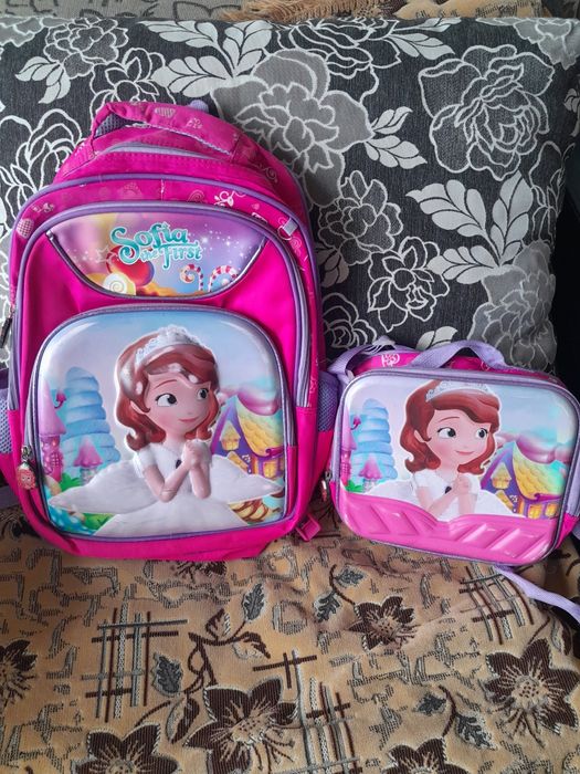 Рюкзаки для девочки