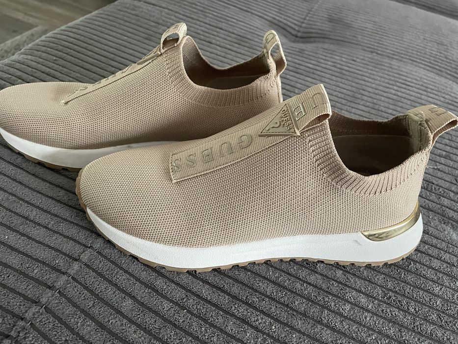 Кецове Guess тип чорап