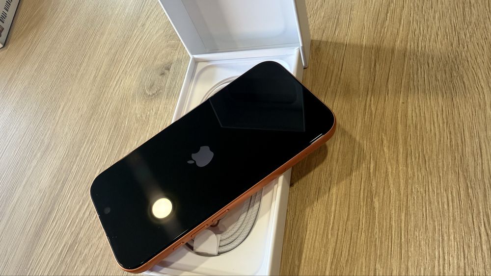 Iphone 17 pro 256gb orange