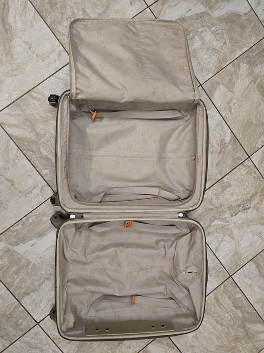 Samsonite куфар.