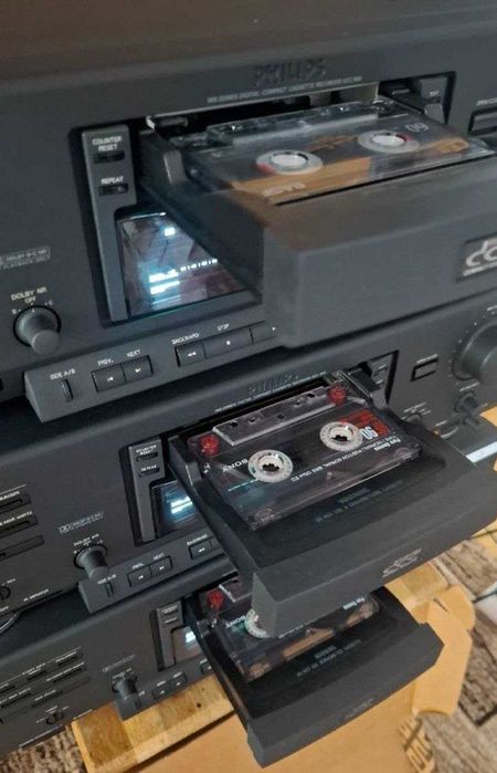 Philips DCC 900 – Deck / Recorder Digital Compact Cassette 3 buc.