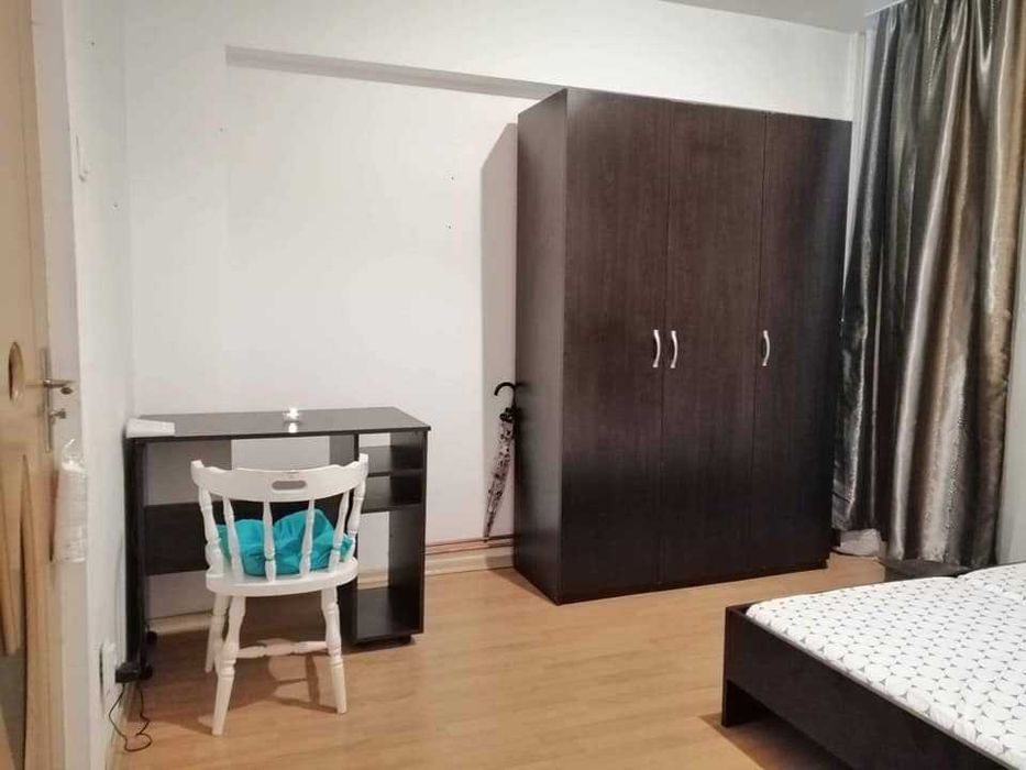 Inchiriez apartament 2 camere decomandate,zona Iulius Mall lângă lacul 3