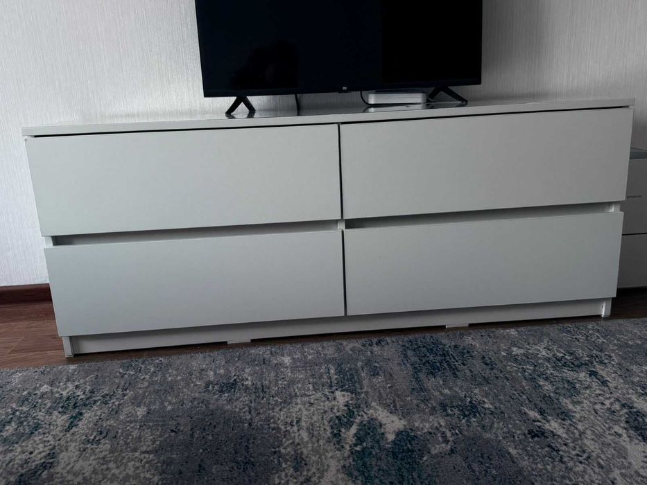 Комод для телевизора и вещей