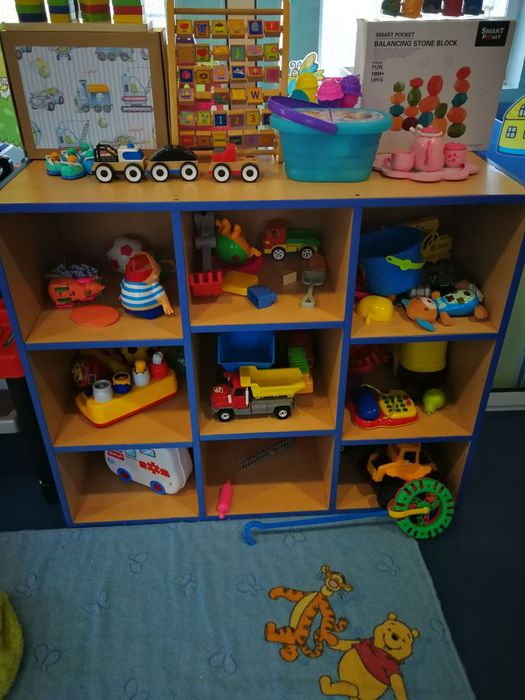 Детско обзавеждане- разпродажба от детско заведение.