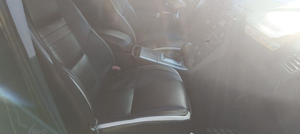 Volvo XC90 2008 – Accidentat – Se vinde complet