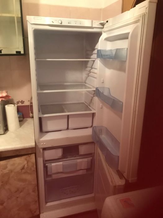 Продам холодильник Бирюса б/у