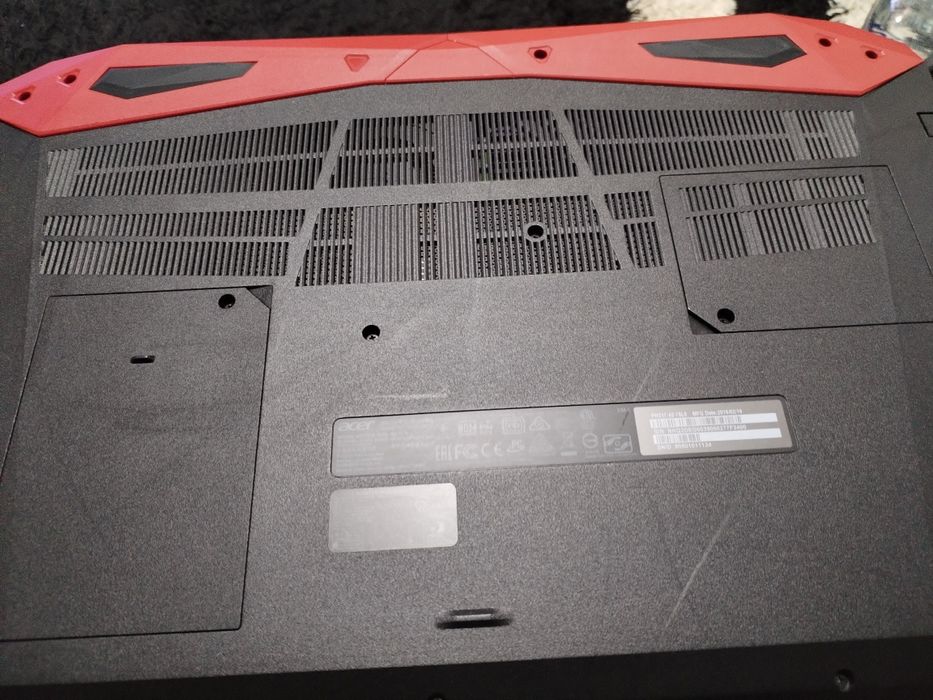 Acer predator helios 300 gaming