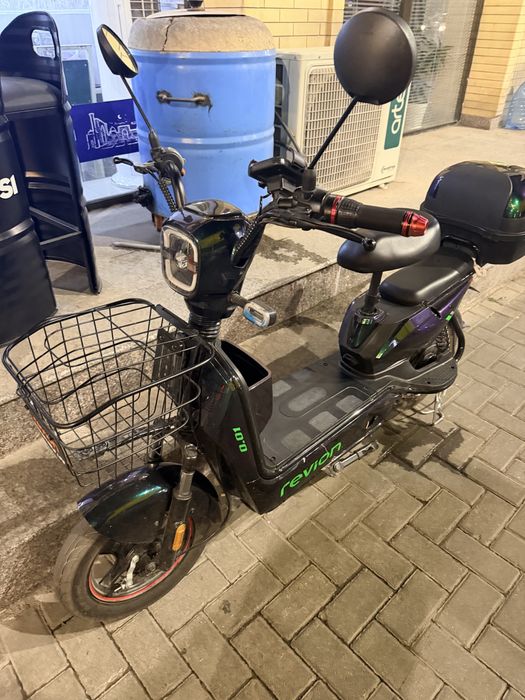 Skuter yaxshi tutilgan va zo’r ishlatilgan
