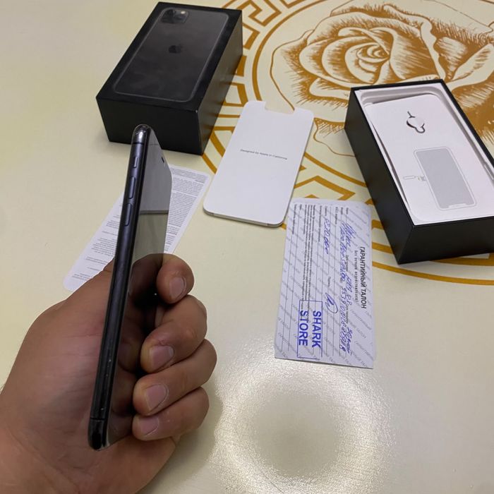Iphone 11 pro max 512 gig