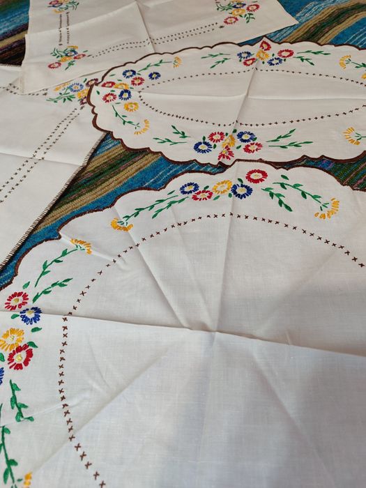 Ръчно бродирани карета 5 броя