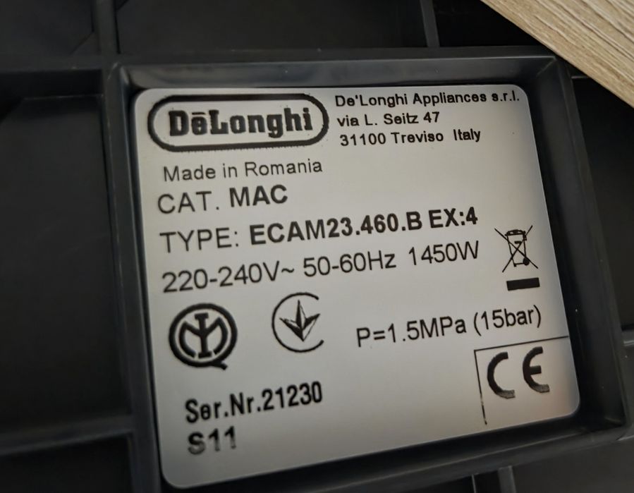 Expresor automat DeLonghi Capuccino  ECAM23.460