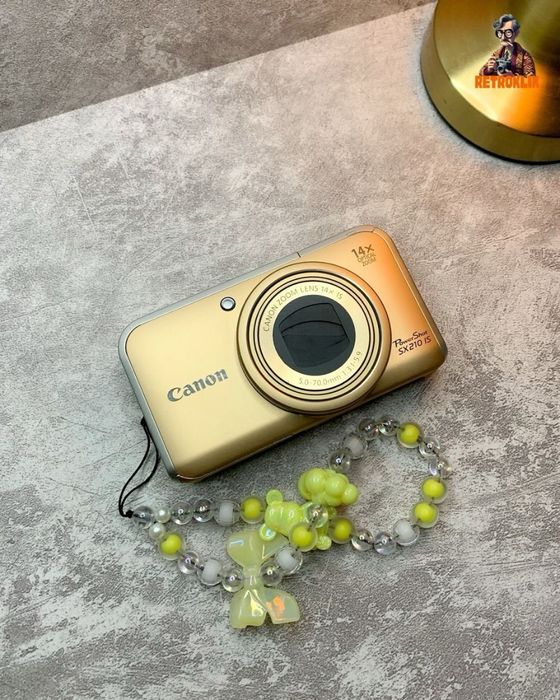 Компактный фотоаппарат Canon Powershot SX210 IS (мыльница)