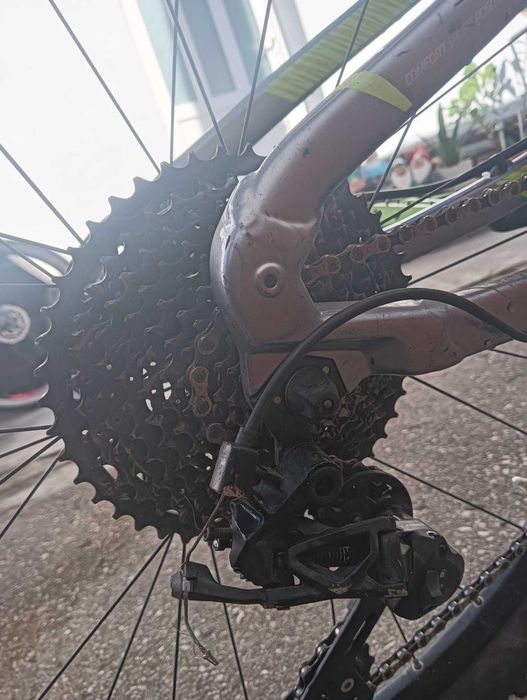 Bicicleta rockrider full suspension