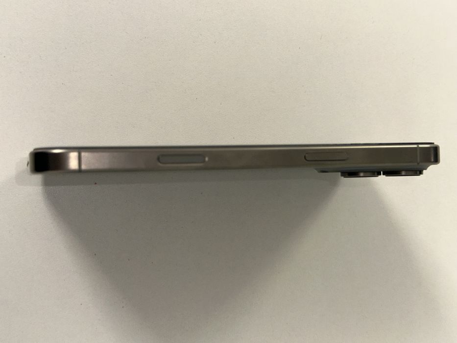 Продается iphone 16 pro max 256gb