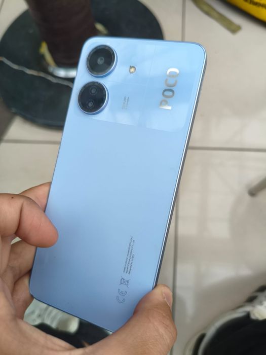 POCO C 65        .