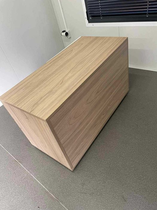 Бюро и шкафче комплект 590 лв