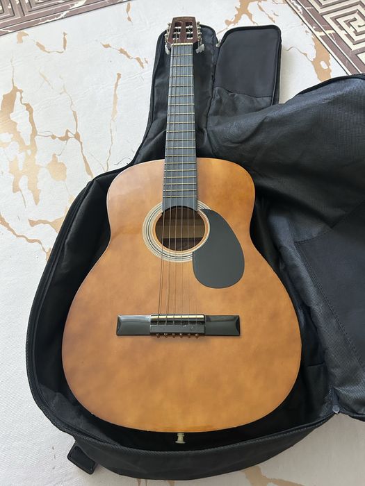 Гитара YAMAHA StarSun аккустика