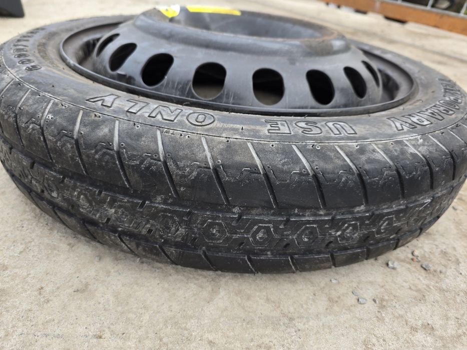 Продавам патерица за ауди 17 ка