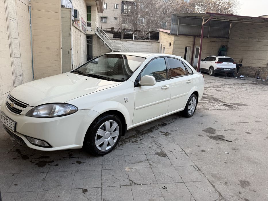 Продается автомобиль 2015 г. пробег 195000