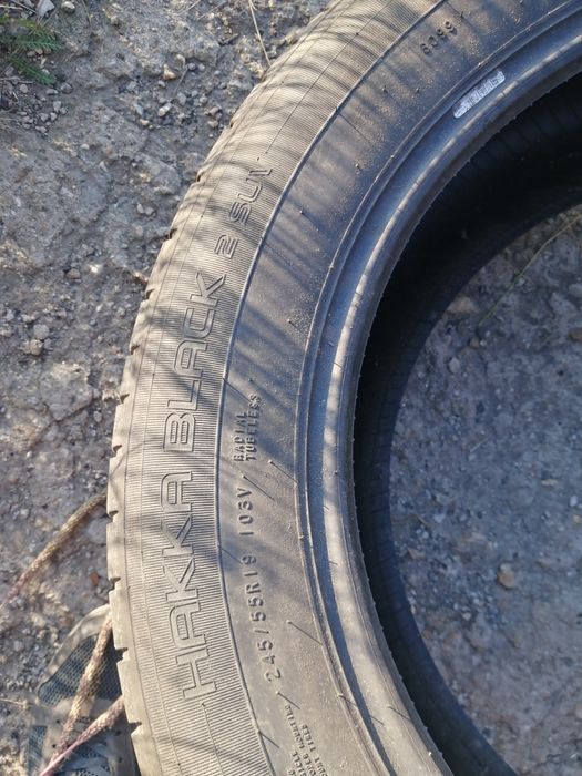 Продам пару резину.