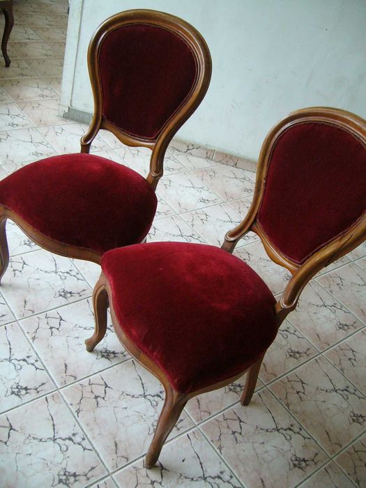 Старинни Двойки Столове - Големи Намаления !