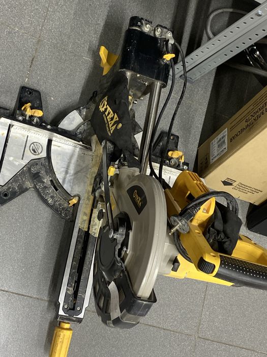 Торцовочная пила ,торцовка Теха