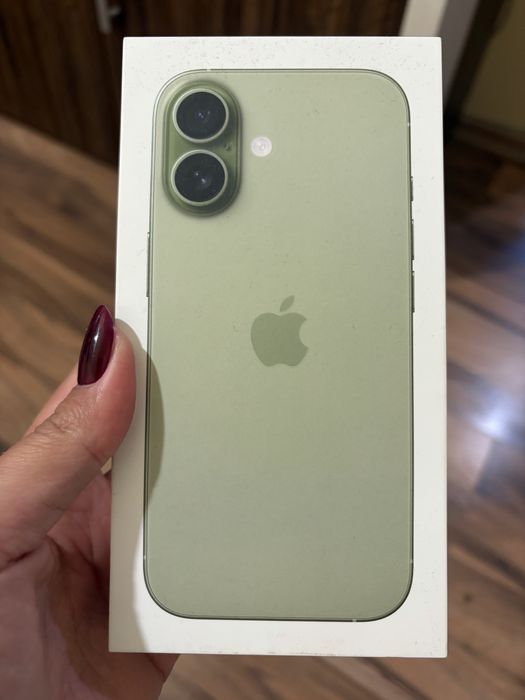 Iphone 17 256GB green зелен НОВ с ГАРАНЦИЯ!