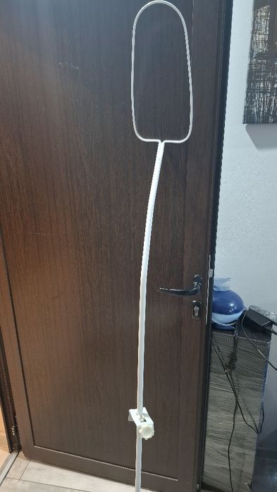 Държач за балдехин