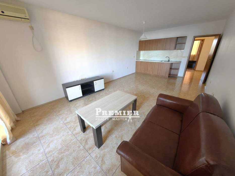 Продава се Тристаен апартамент в Бургас, Акациите - 84 кв.м за 941 €/кв.м - Снимка #6