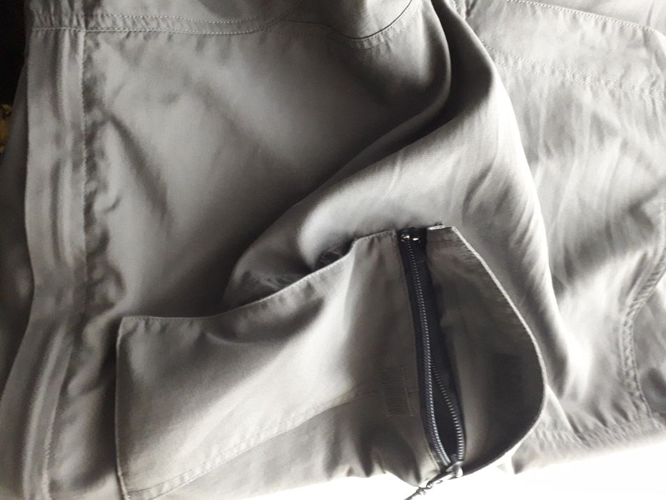 pantaloni drumetie gri verzui