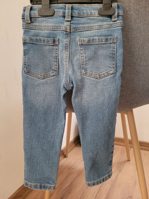 Като нови!Детски дънки,р-р 86-92.