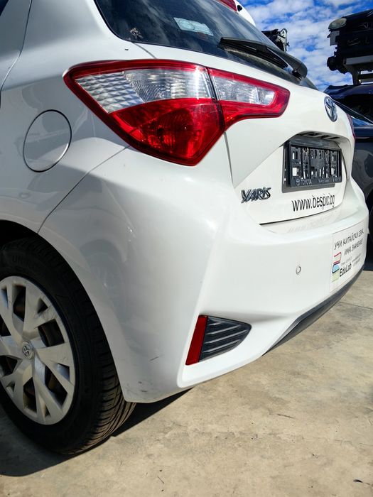 Задна броня за Toyota Yaris/ Тойота Ярис  2019г