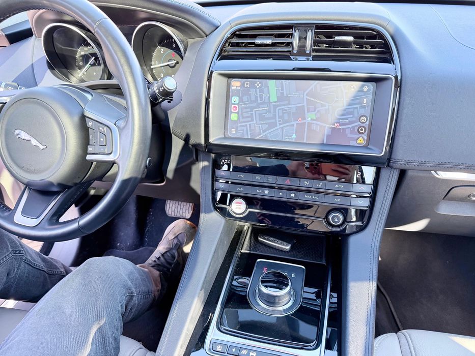 Jaguar F-Pace 2.0 Diesel, 95.000km - Automata - Panoramic/Piele